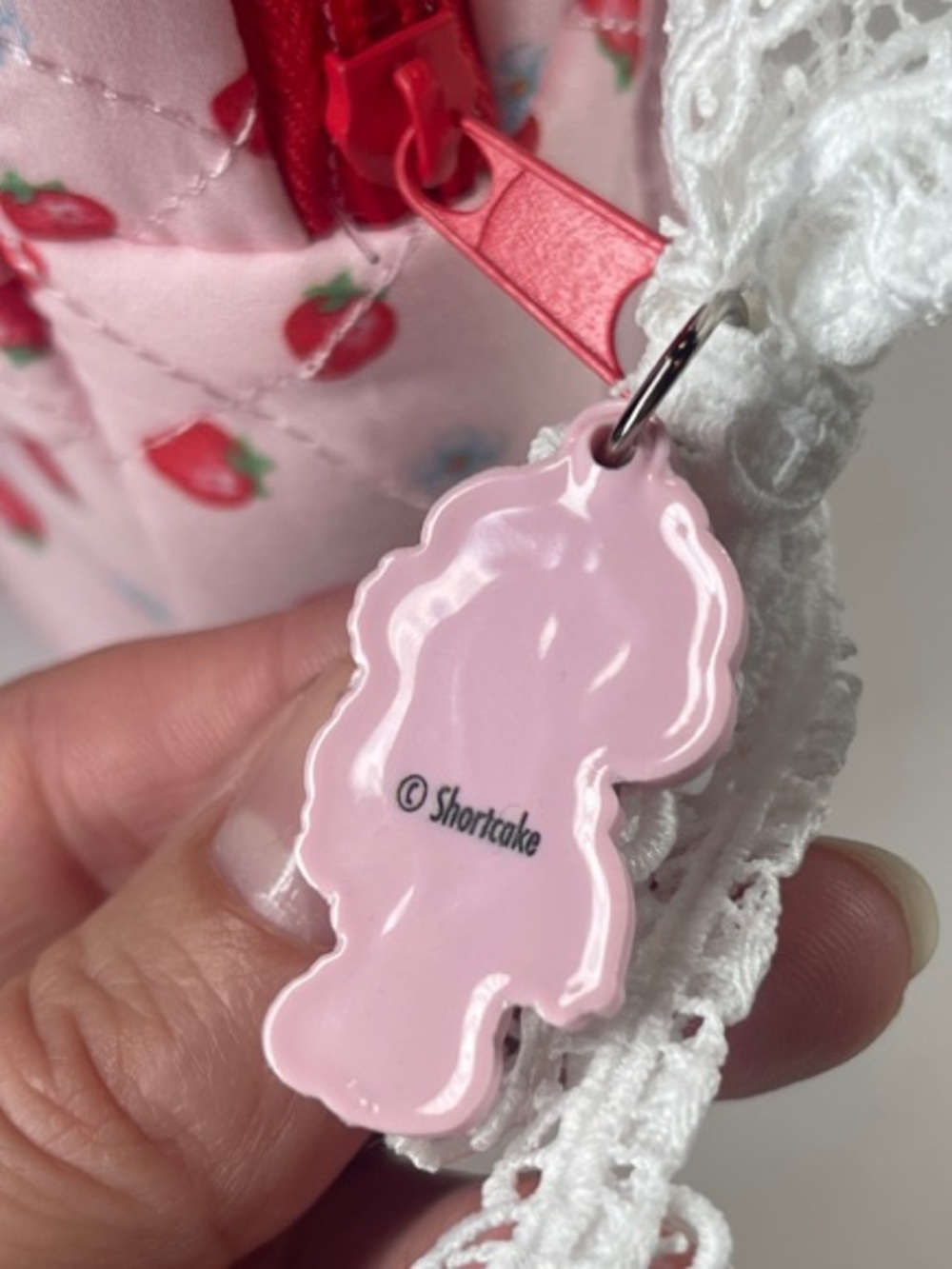 Strawberry Shortcake Pink Quilted Cosmetic Makeup Bag Pouch NWOT - Picture 9 of 11